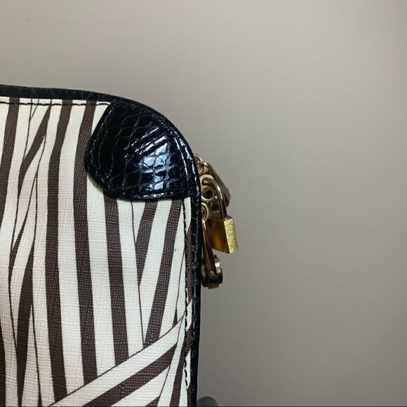 Henri Bendel Disturbed Stripe Laptop Bag/ Briefcase - Picture 11 of 13